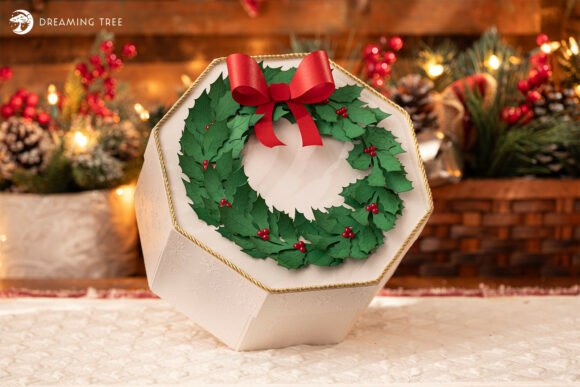 Evergreen Elegance Gift Box 3D SVG for Christmas Publishing